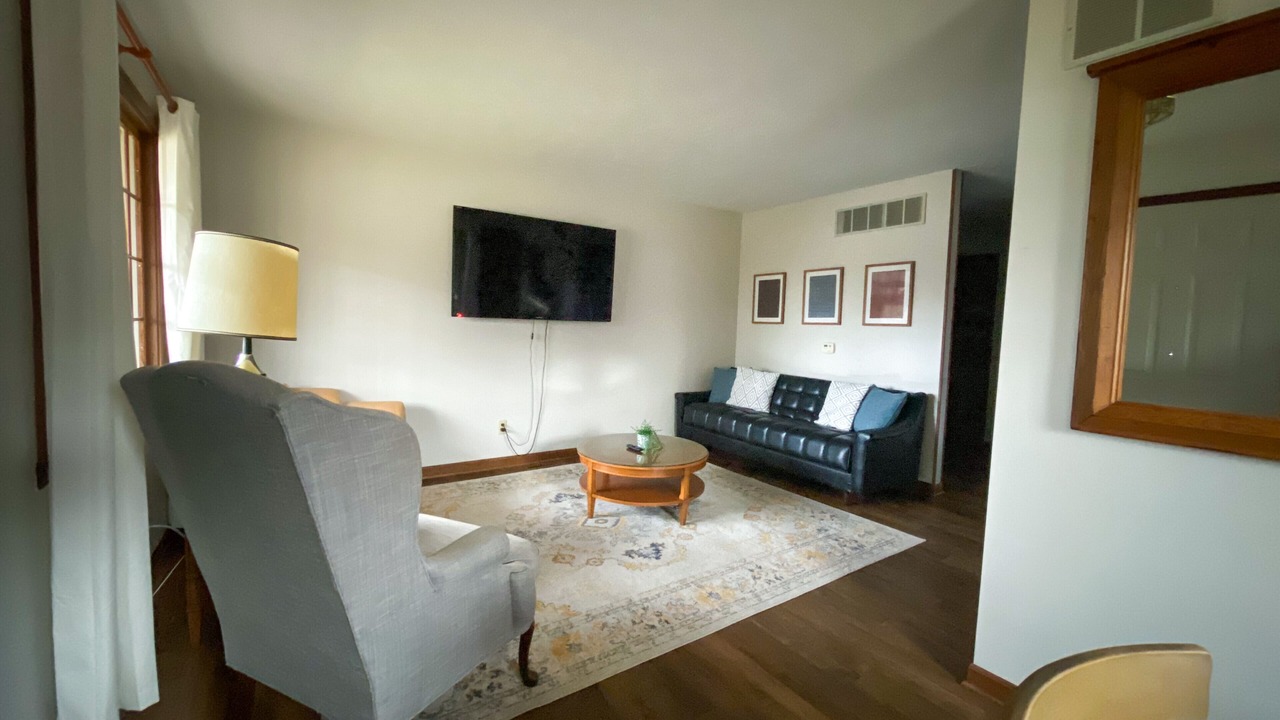 Photo of Livingroom in Urbana