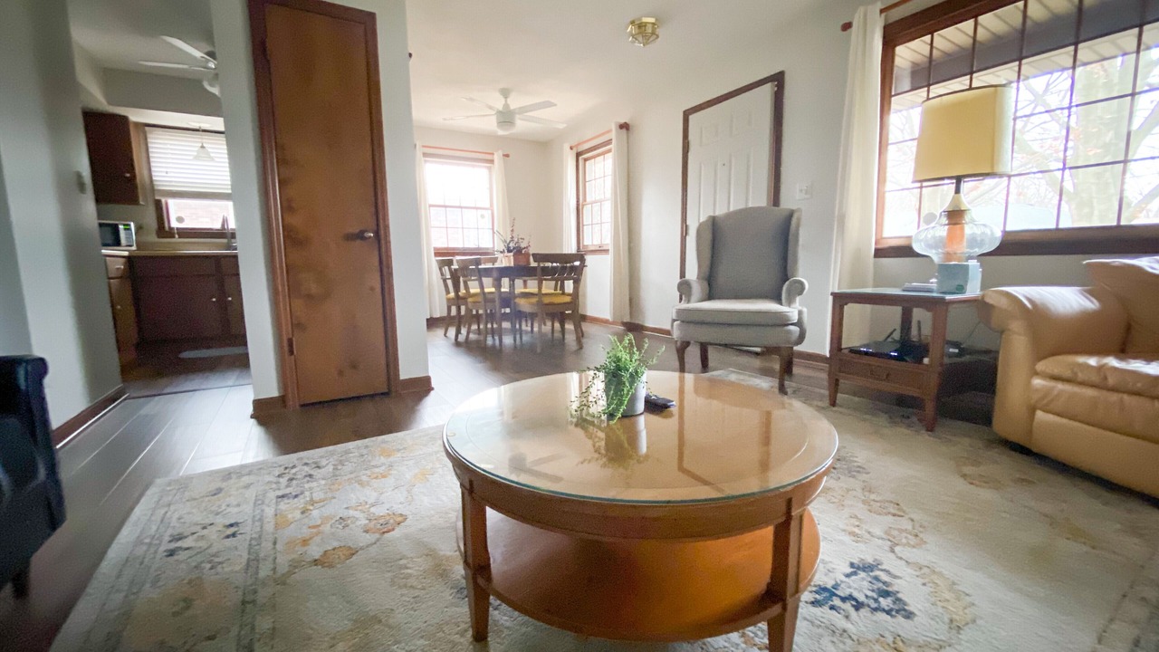Photo of Livingroom in Urbana
