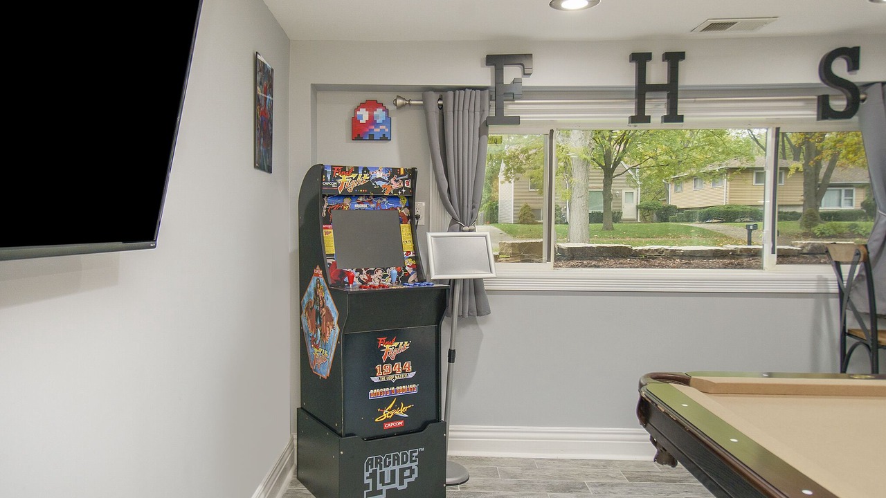 Photo of Bedroom in Glen Ellyn