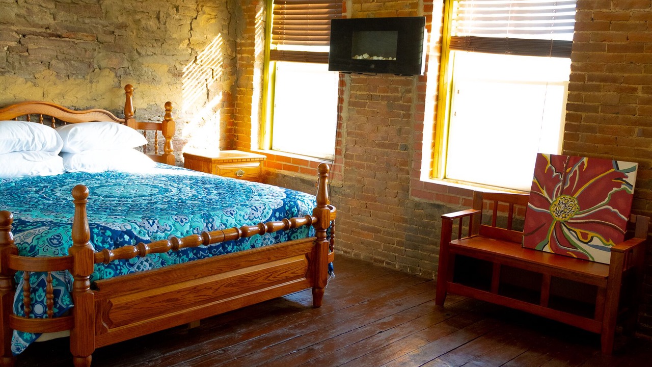Photo of Bedroom in Triumph