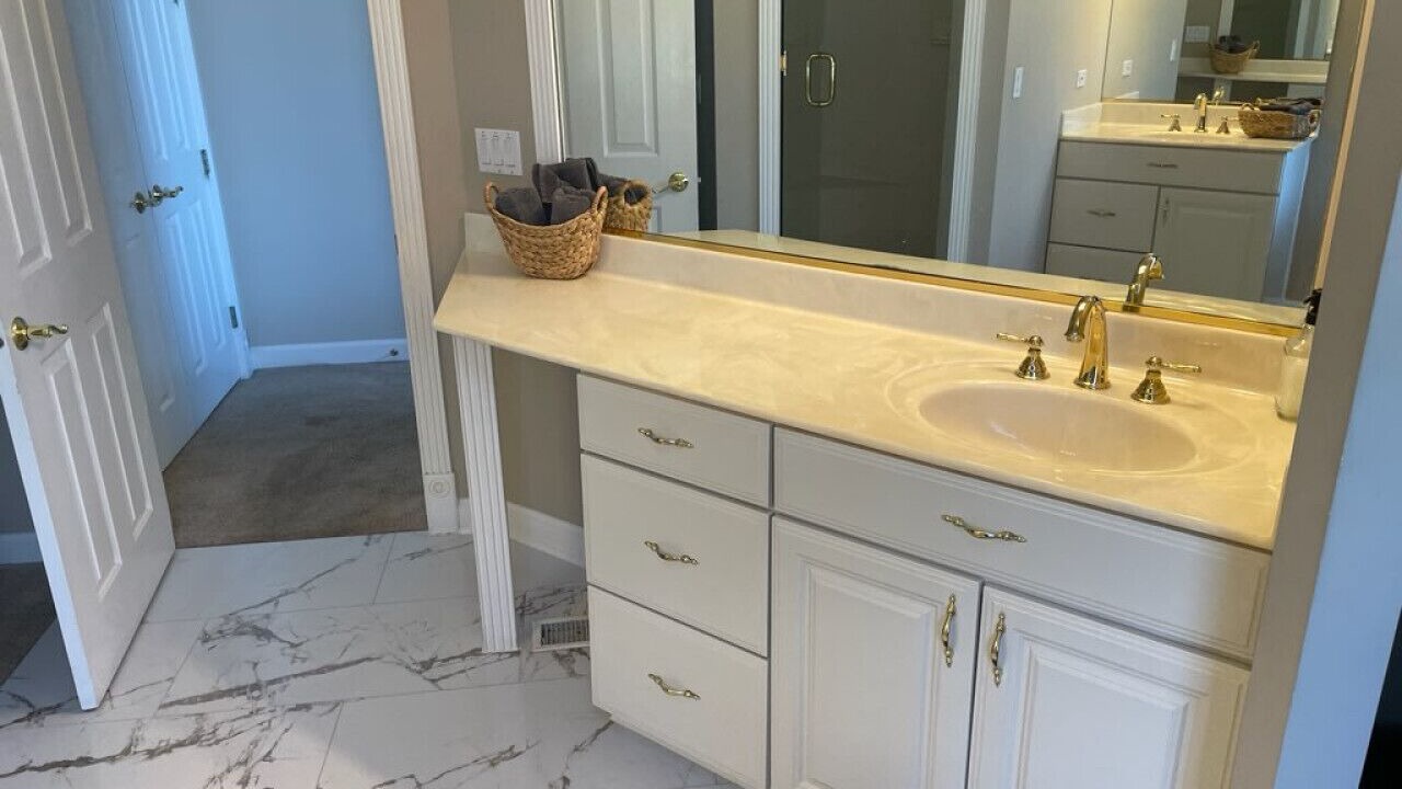 Photo of Bathroom in McHenry
