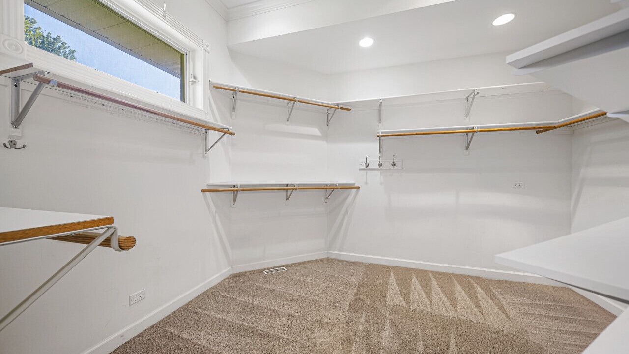 Photo of Bedroom in McHenry