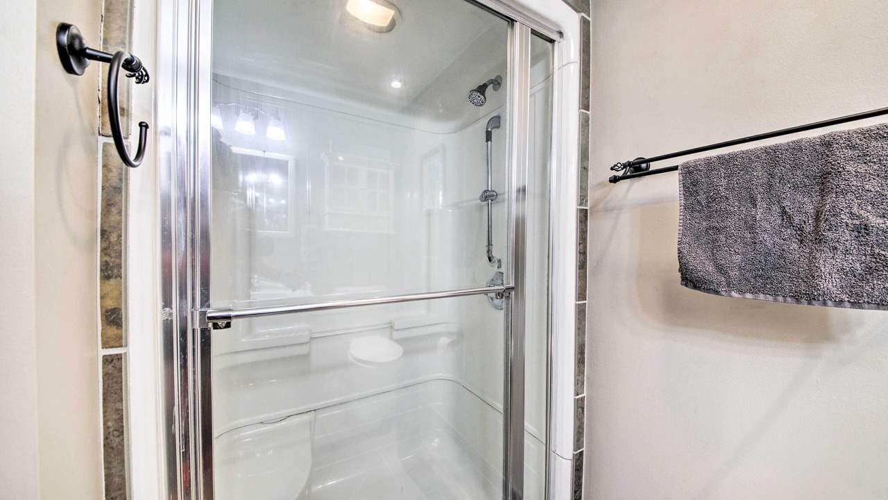 Photo of Bathroom in Shelbyville