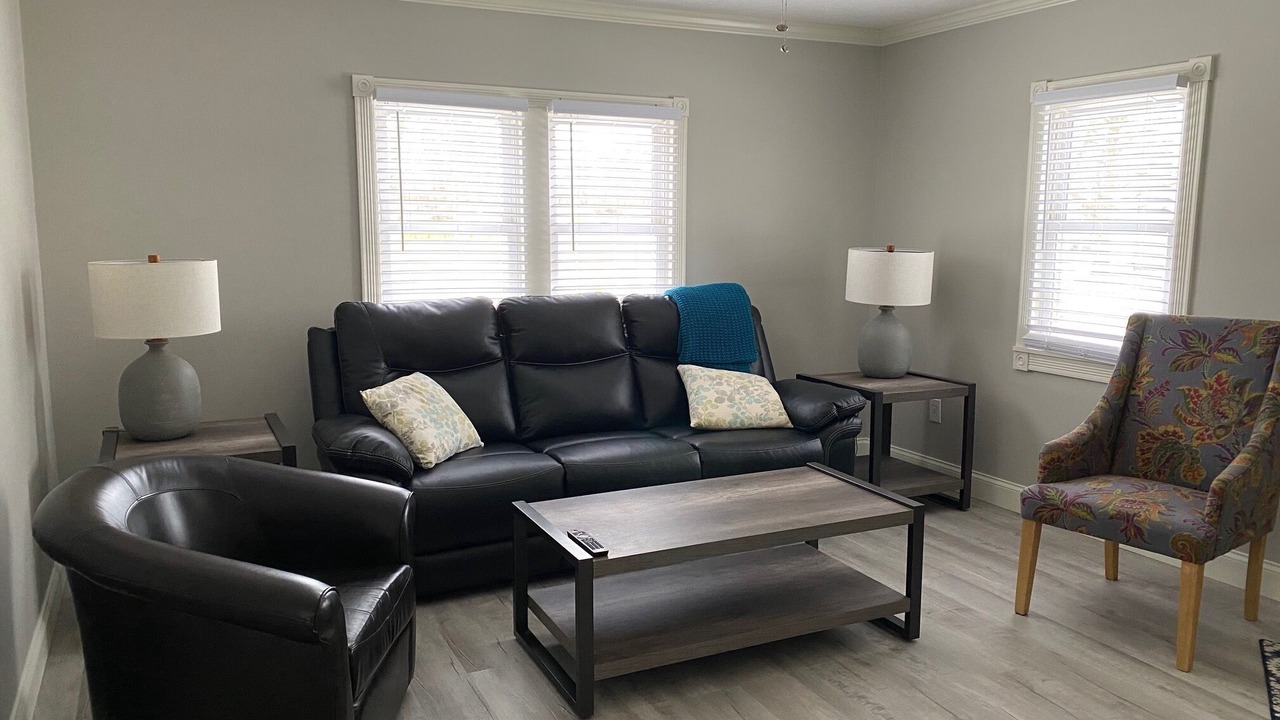 Photo of Livingroom in Litchfield