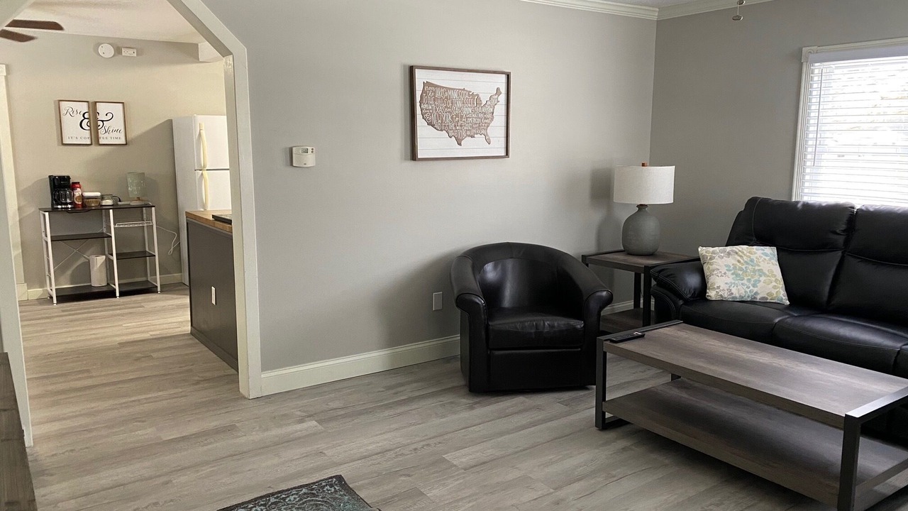 Photo of Livingroom in Litchfield