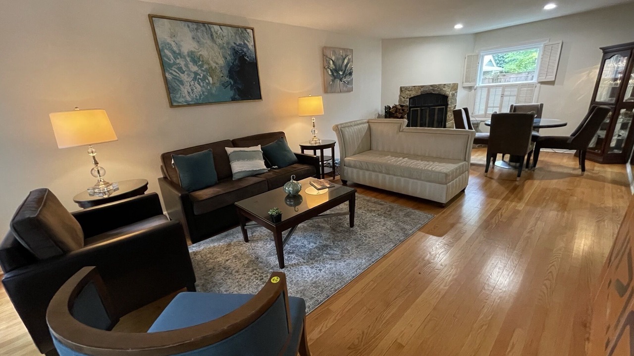 Photo of Livingroom in Winnetka