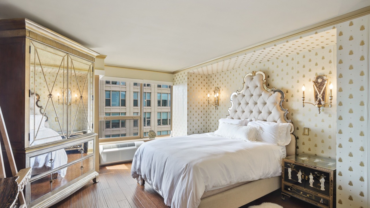 Photo of Bedroom in Rush and Division