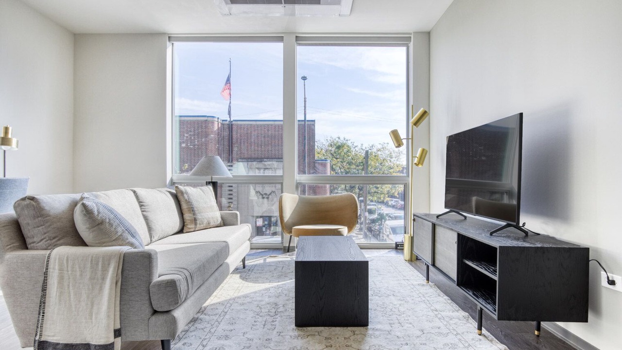 Photo of Livingroom in Logan Square