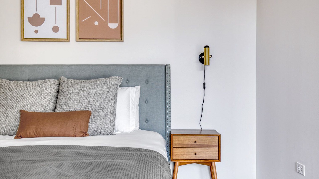 Photo of Bedroom in Logan Square
