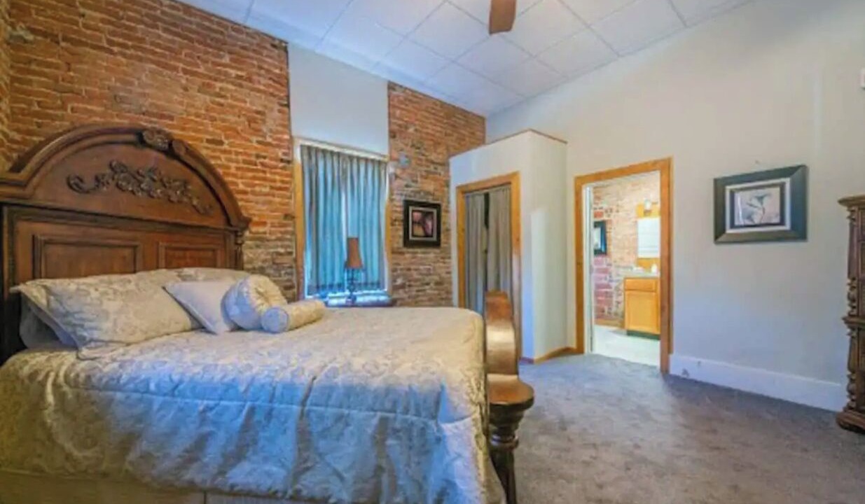 Photo of Bedroom in Du Quoin