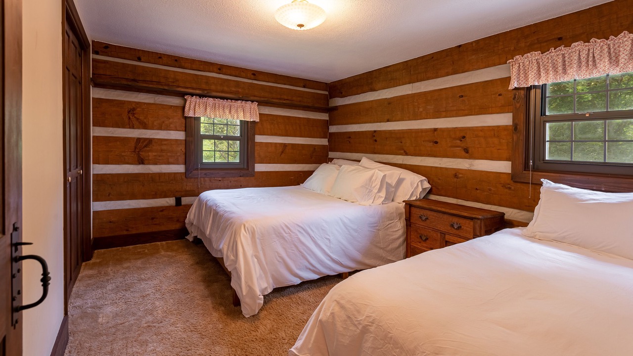 Photo of Bedroom in Cobden