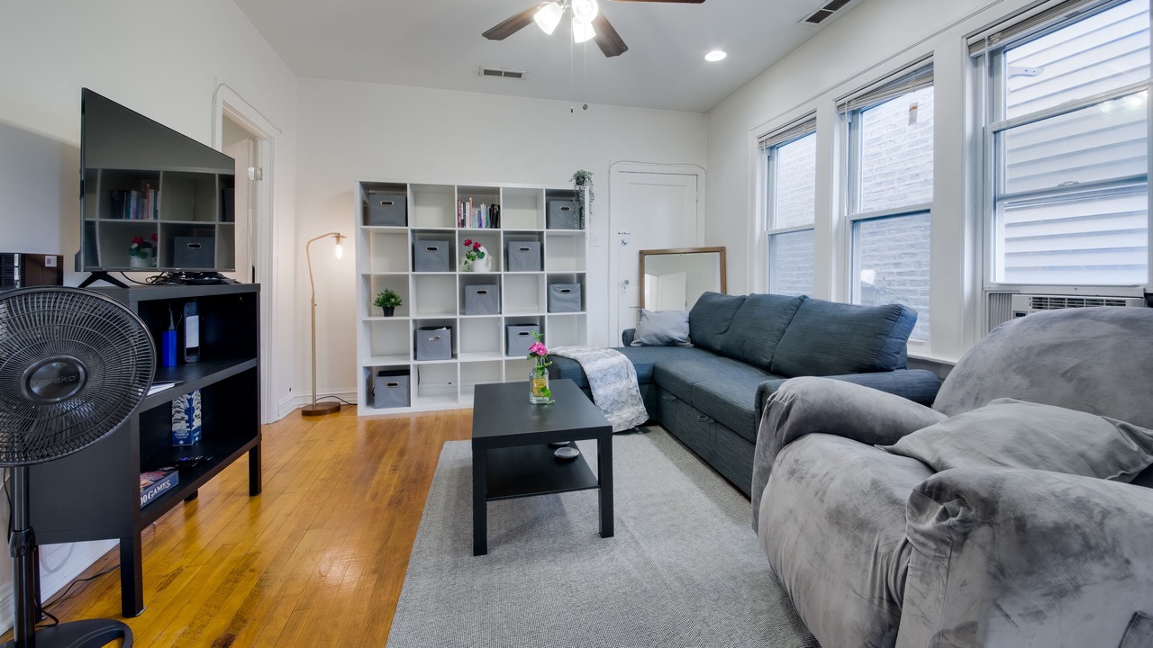 Photo of Livingroom in Bridgeport