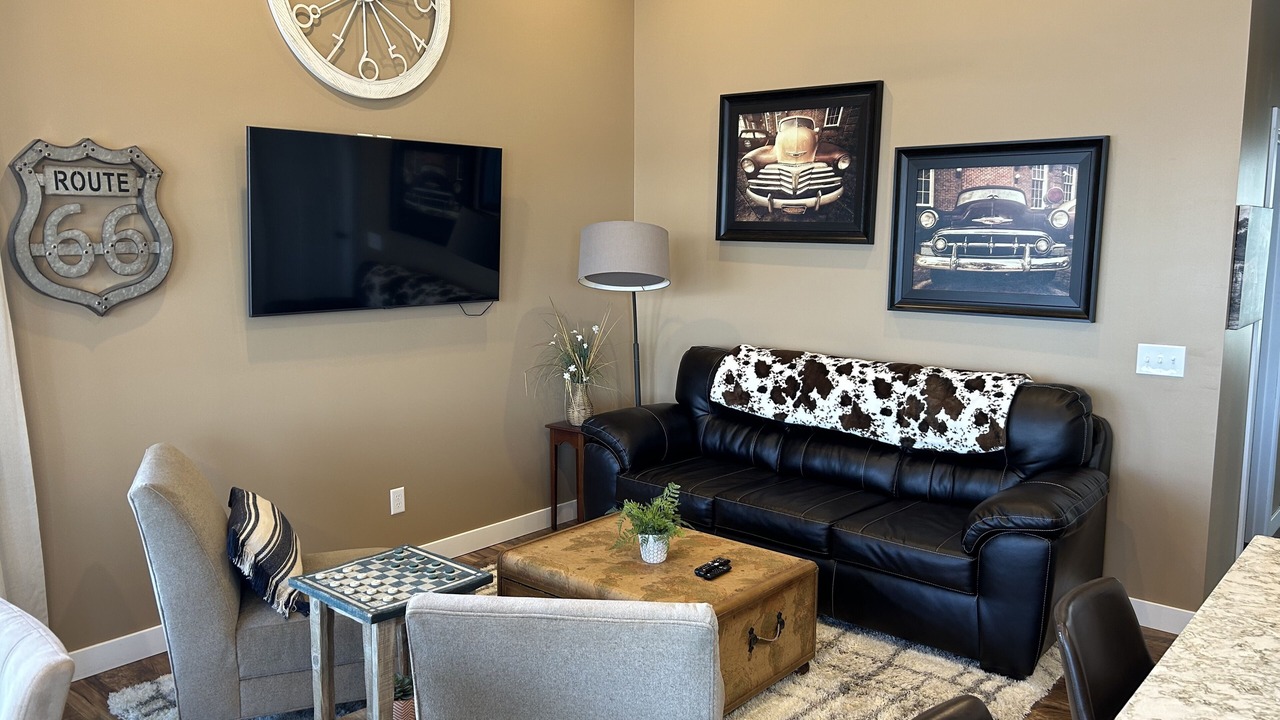 Photo of Livingroom in Port Byron
