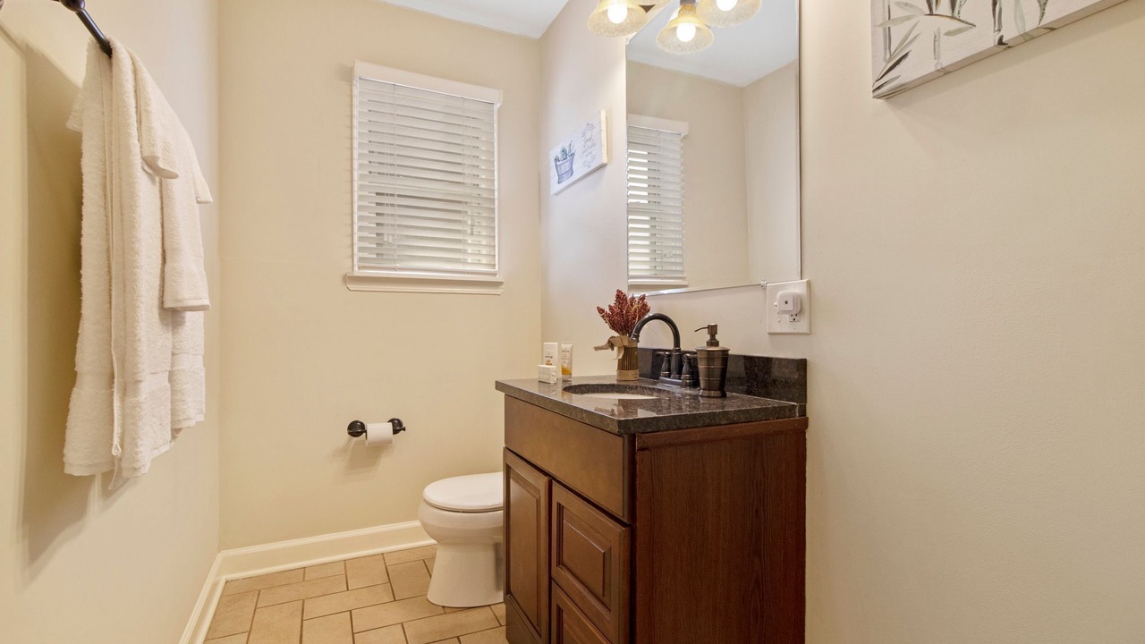 Photo of Bathroom in Des Plaines