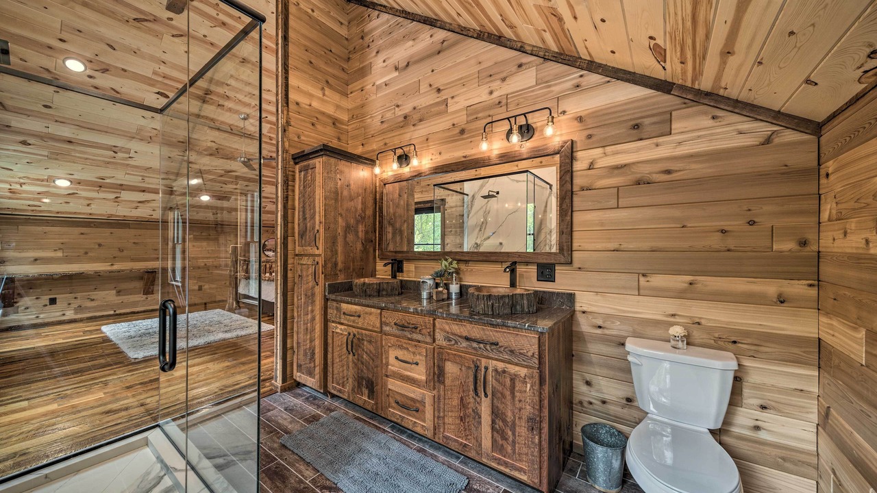 Photo of Bathroom in Galena