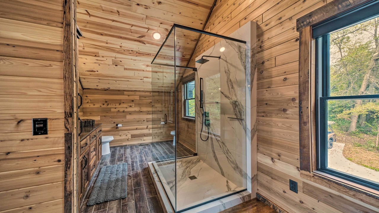Photo of Bathroom in Galena