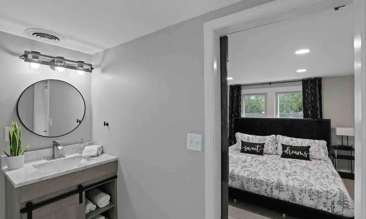 Photo of Bathroom in Wood Dale