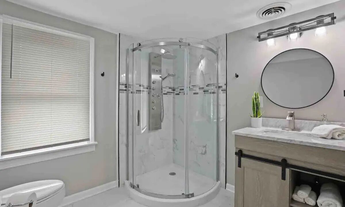 Photo of Bathroom in Wood Dale