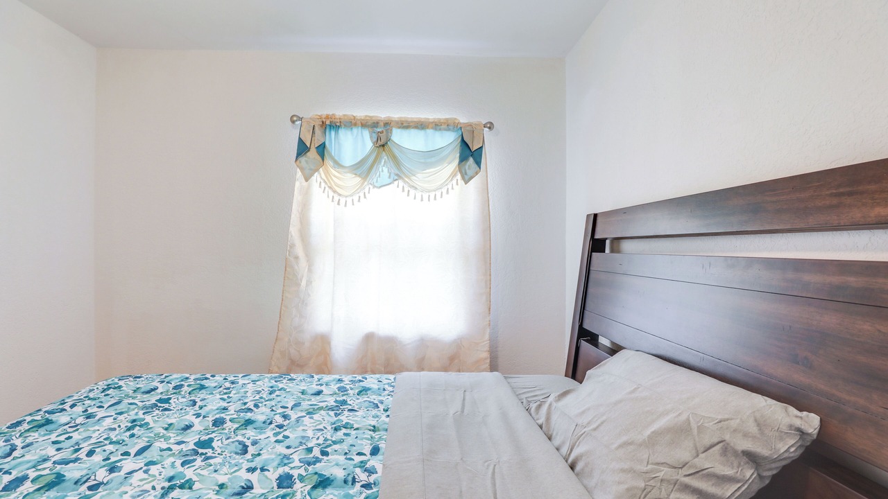 Photo of Bedroom in Glendale Heights