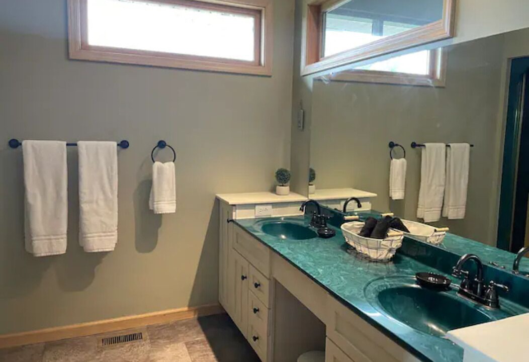 Photo of Bathroom in Anna