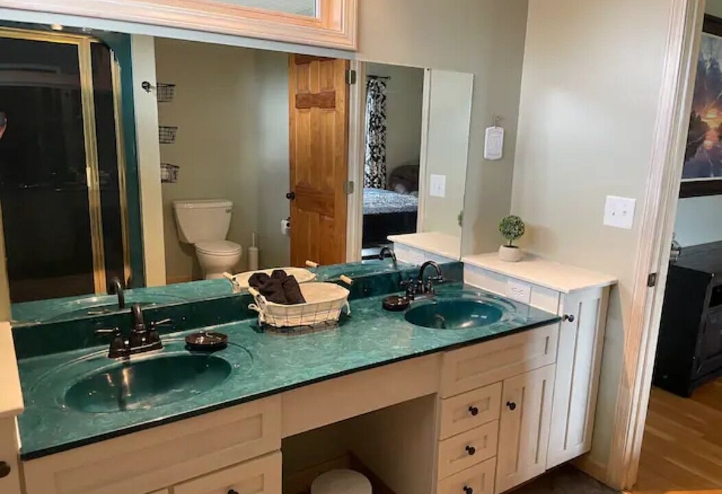 Photo of Bathroom in Anna