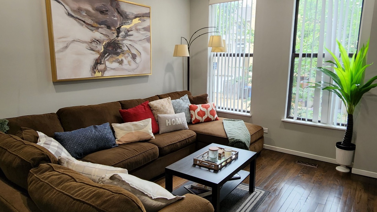 Photo of Livingroom in Ranch Triangle