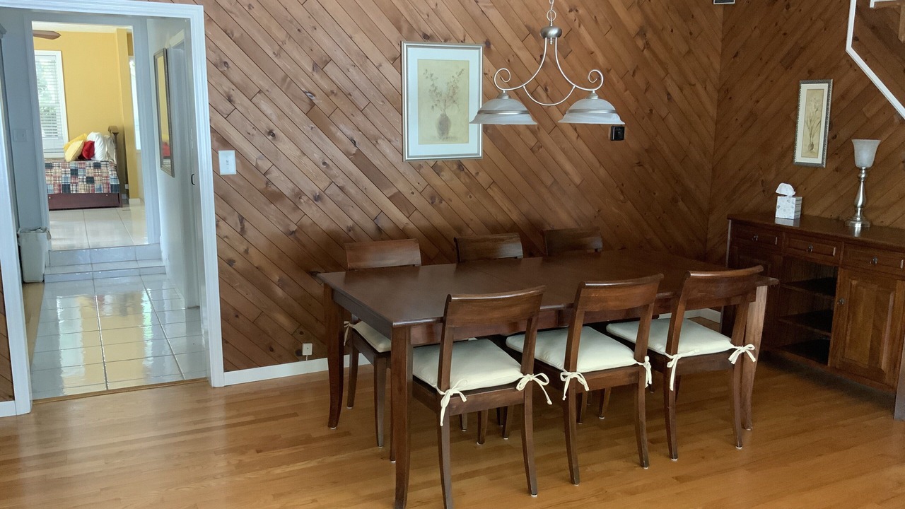 Photo of Bedroom in Channel Lake