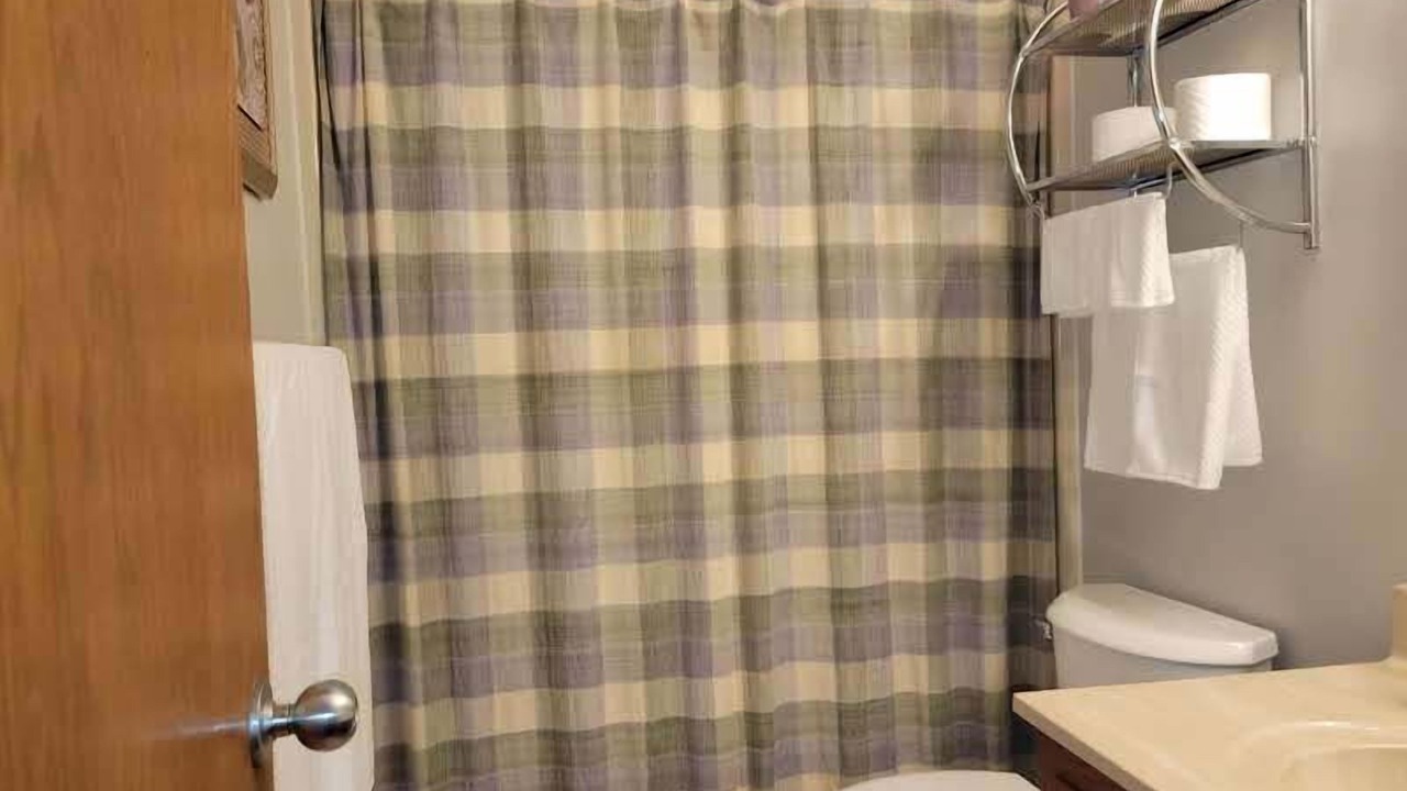 Photo of Bathroom in The Galena Territory