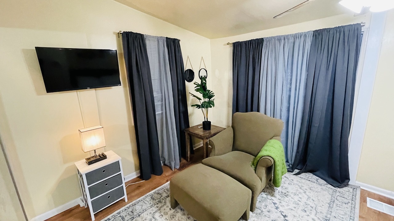 Photo of Livingroom in West Ridge
