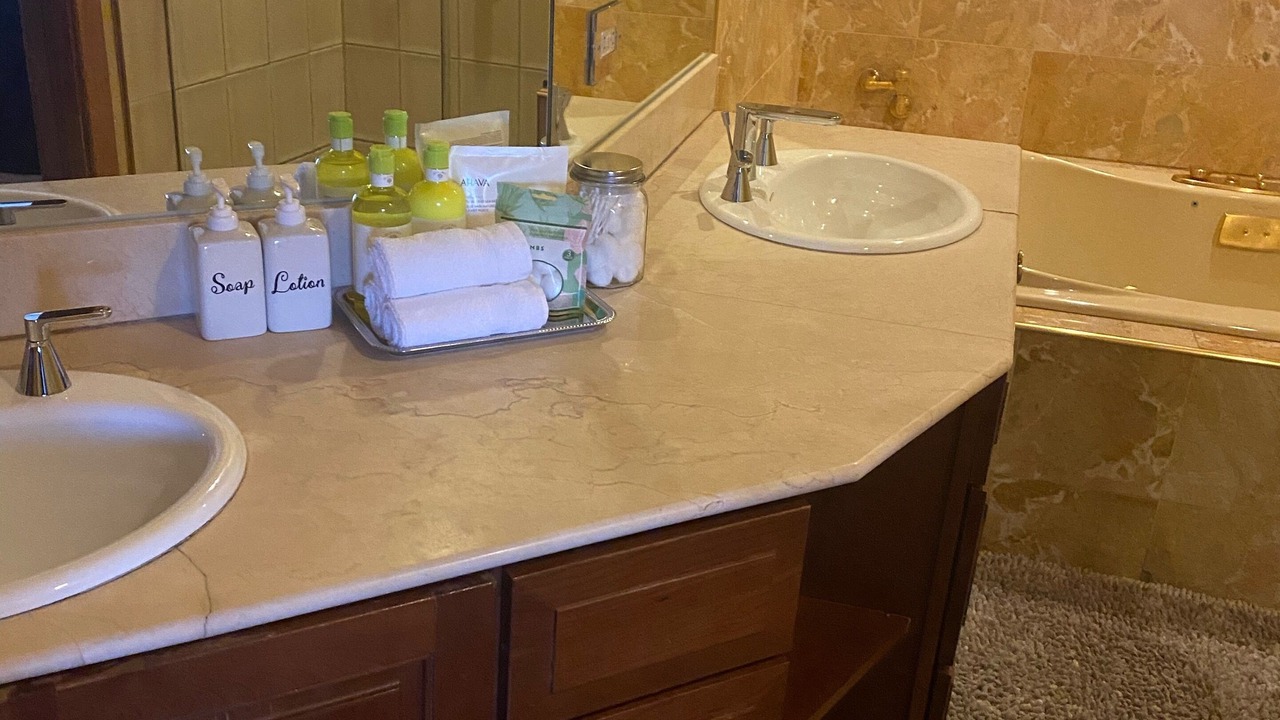 Photo of Bathroom in Grand Boulevard