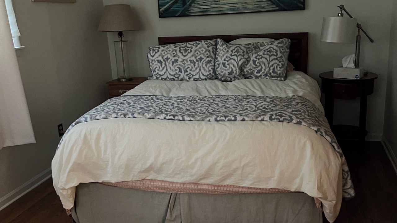 Photo of Bedroom in Village of Lakewood