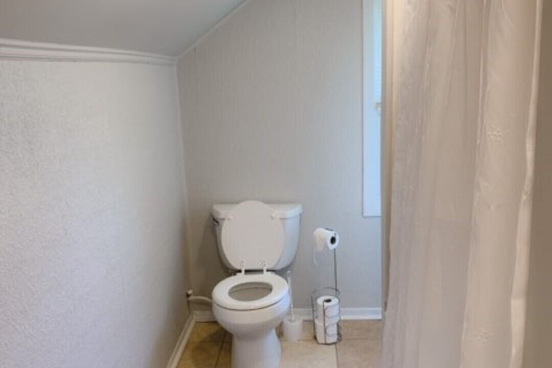 Photo of Bathroom in Winthrop Harbor