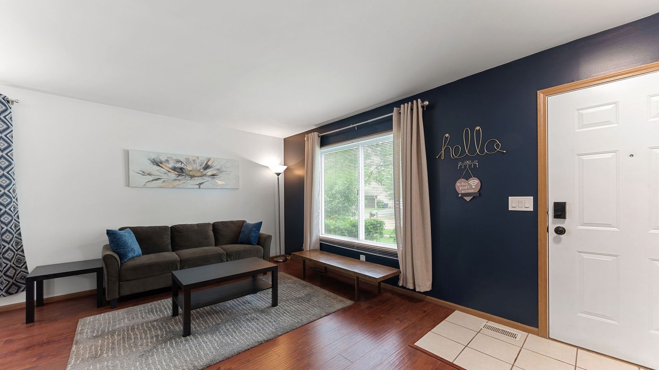 Photo of Livingroom in Naperville