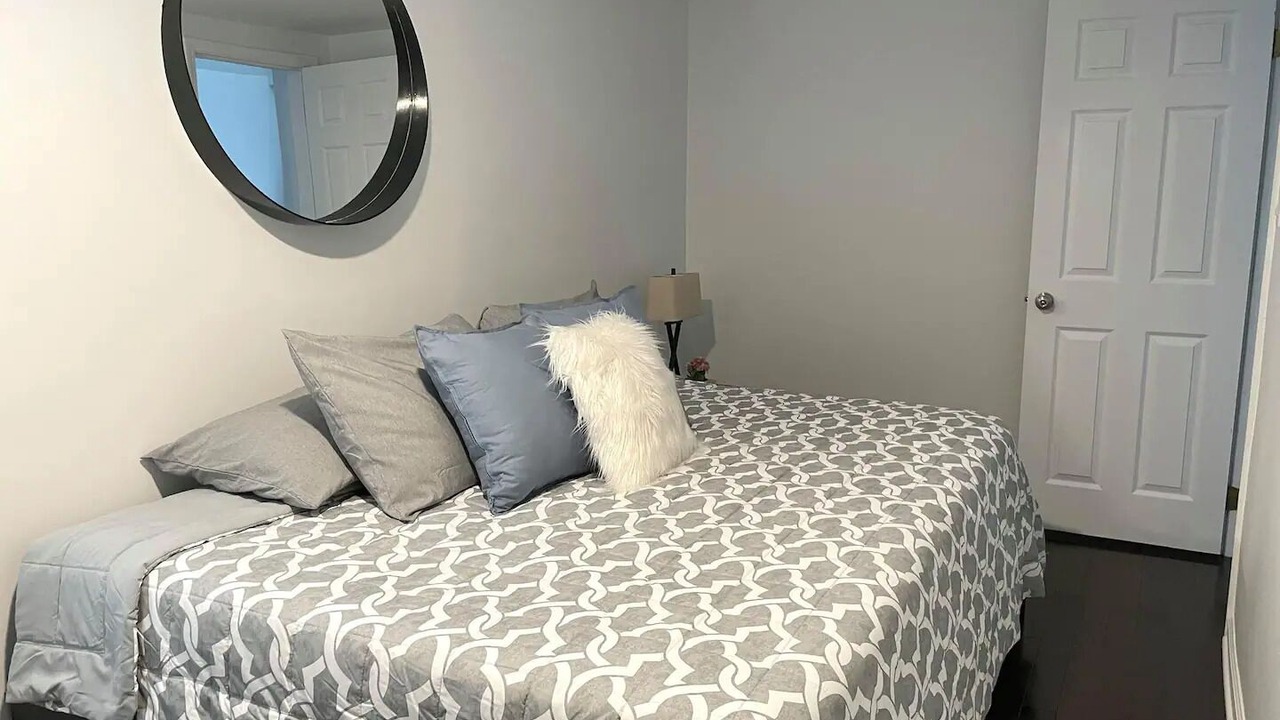 Photo of Bedroom in Forest Park