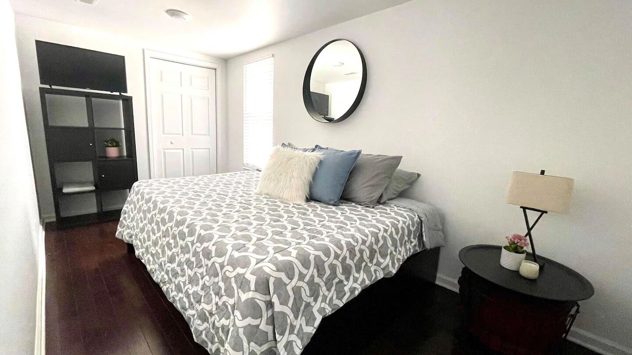 Photo of Bedroom in Forest Park