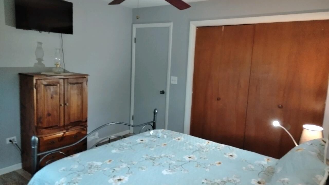 Photo of Bedroom in Old Mill Creek