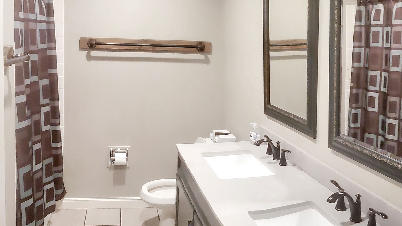 Photo of Bathroom in Champaign