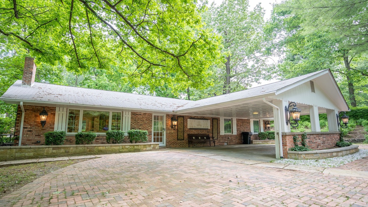 Photo of Outdoor in Carbondale