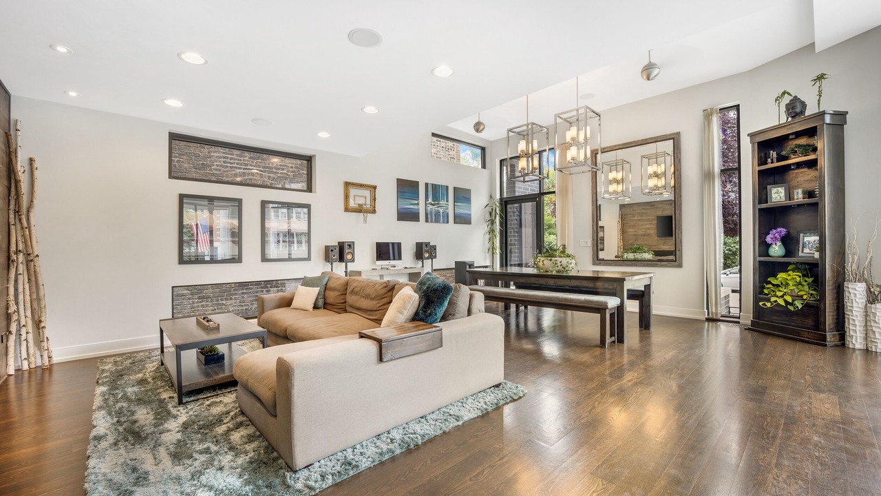 Photo of Livingroom in East Village