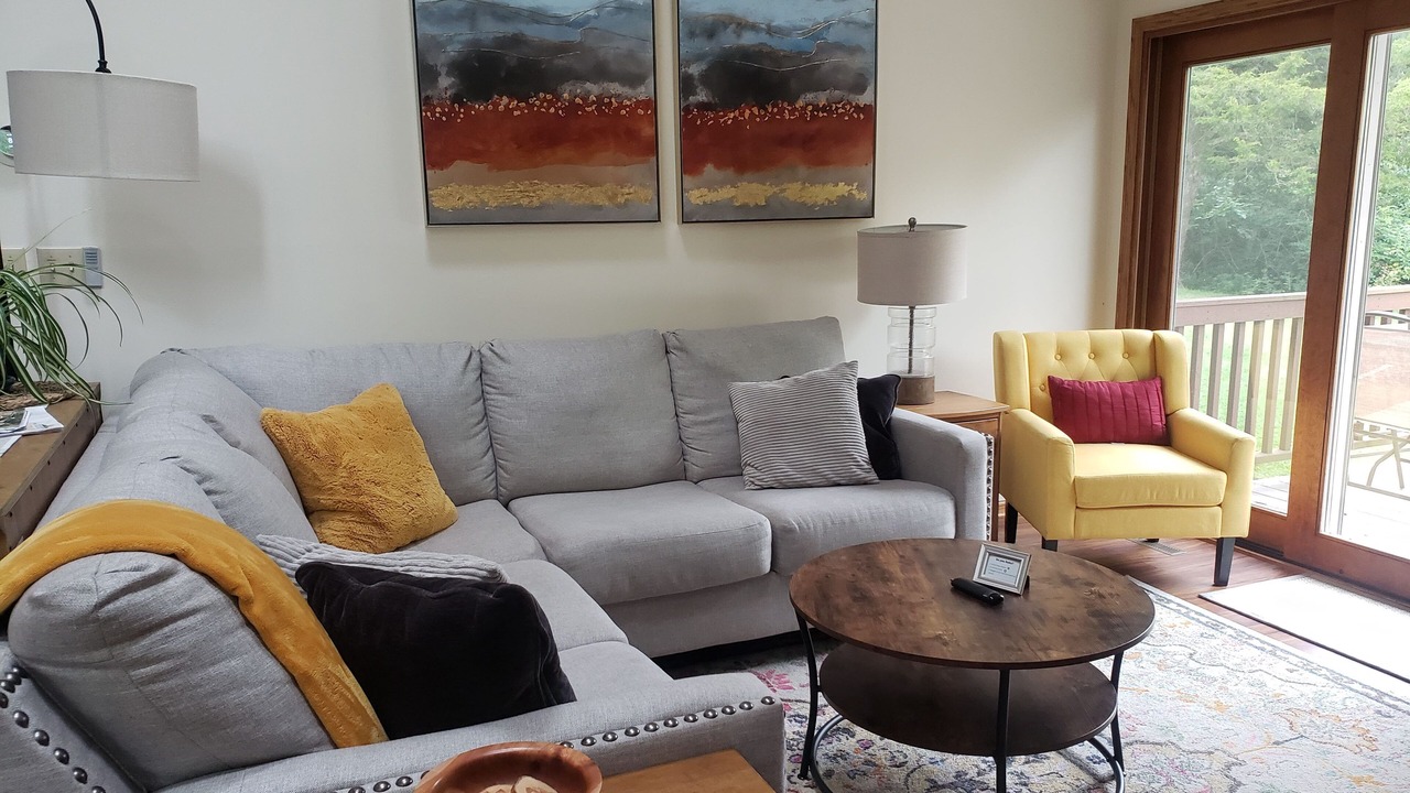 Photo of Livingroom in The Galena Territory