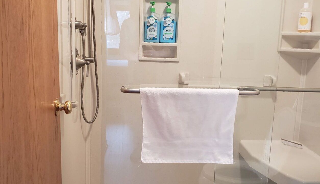 Photo of Bathroom in The Galena Territory