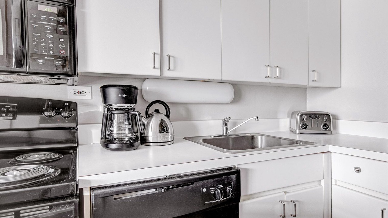 Photo of Kitchen in Lake View East