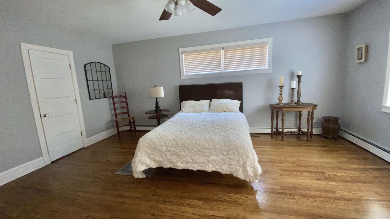 Photo of Bedroom in Oak Park
