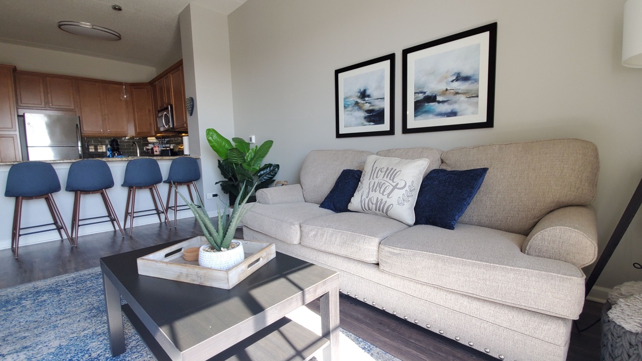 Photo of Livingroom in Downers Grove