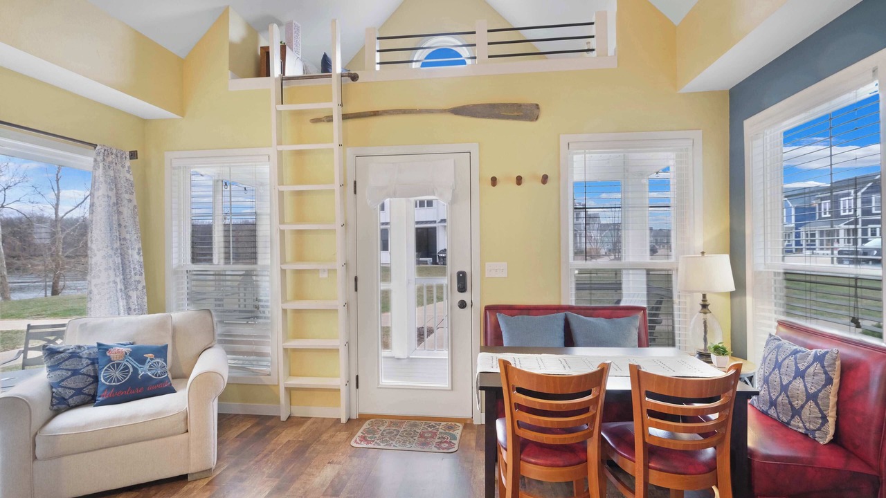 Photo of Livingroom in Ottawa