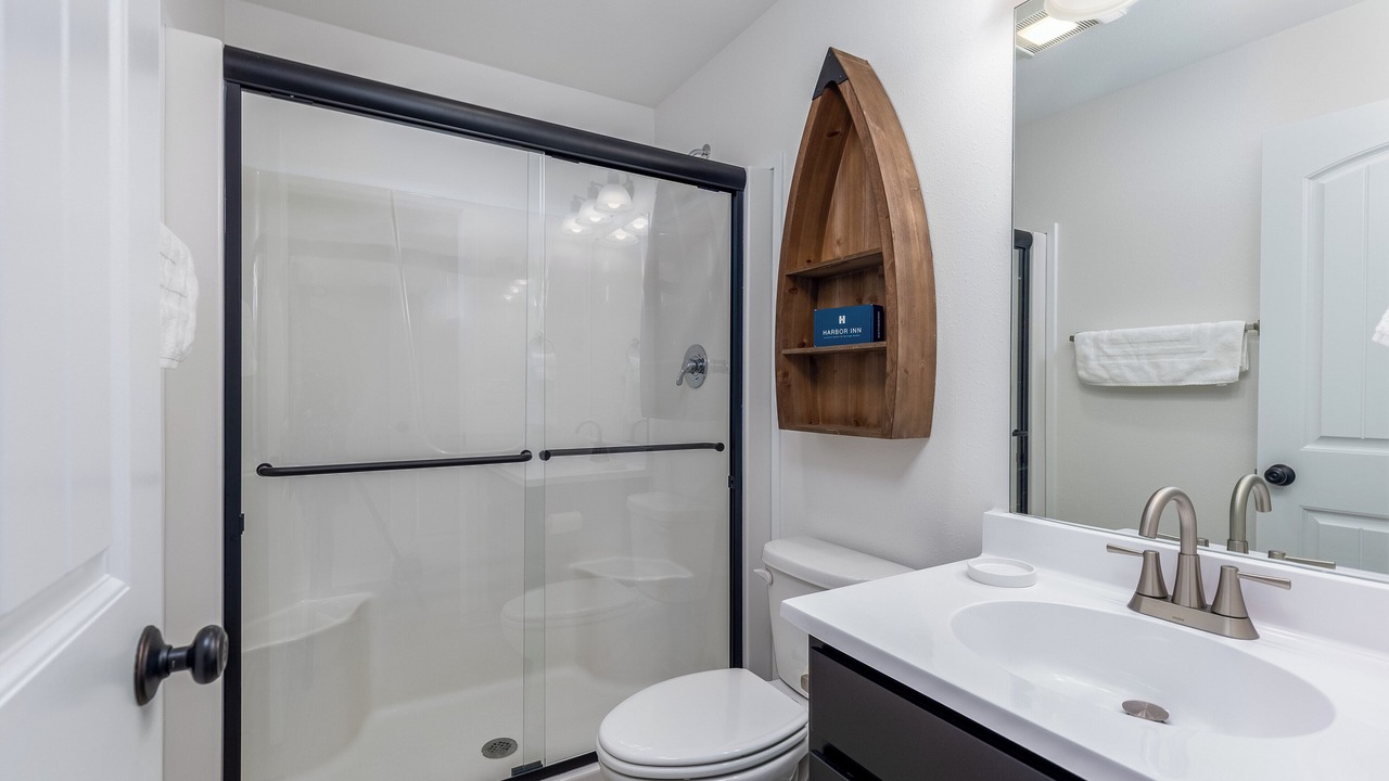 Photo of Bathroom in Ottawa