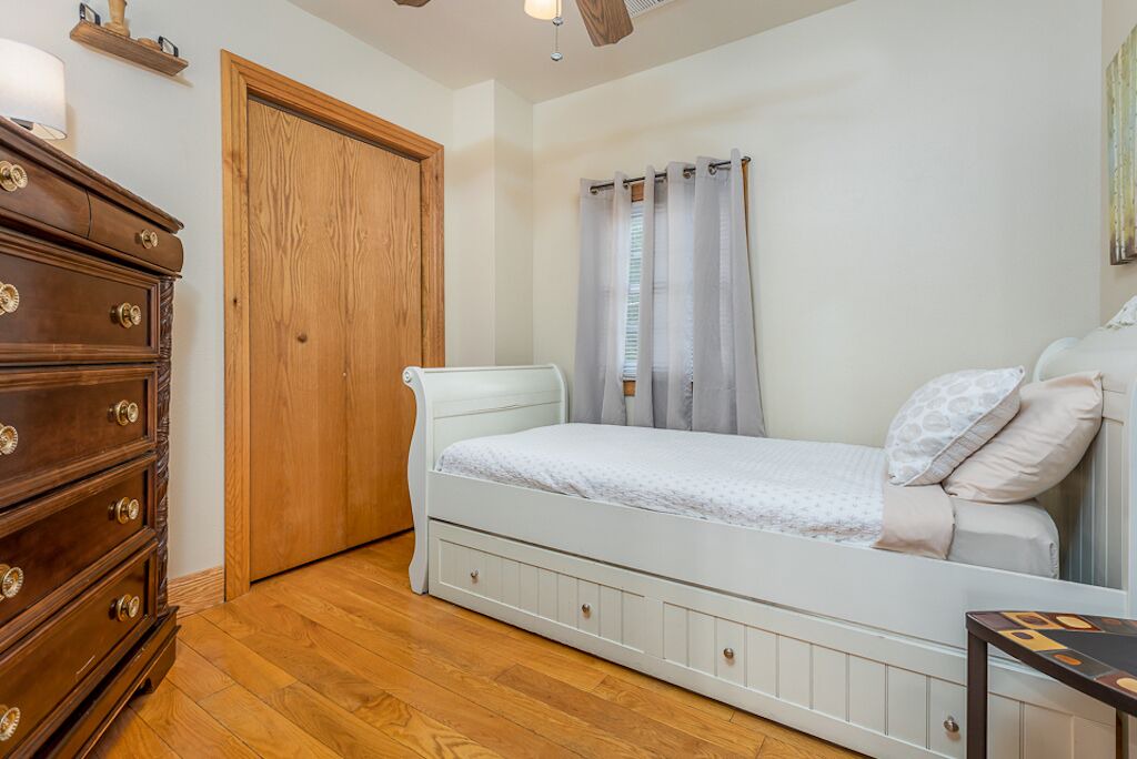 Photo of Bedroom in East Dubuque