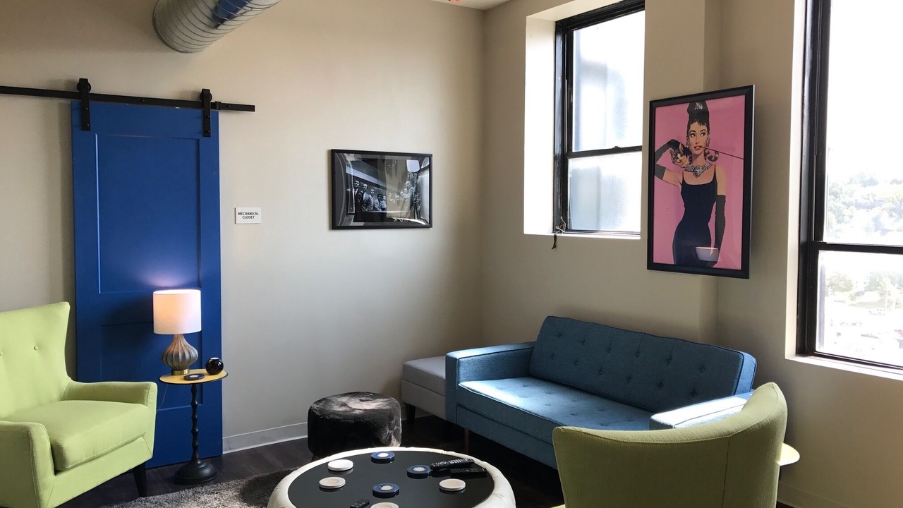 Photo of Livingroom in Moline