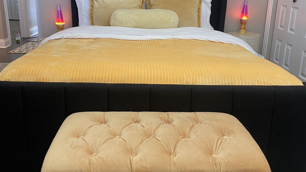 Photo of Bedroom in Burbank