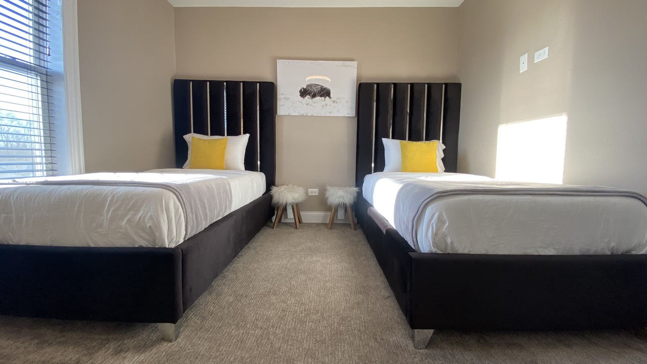 Photo of Bedroom in Burbank
